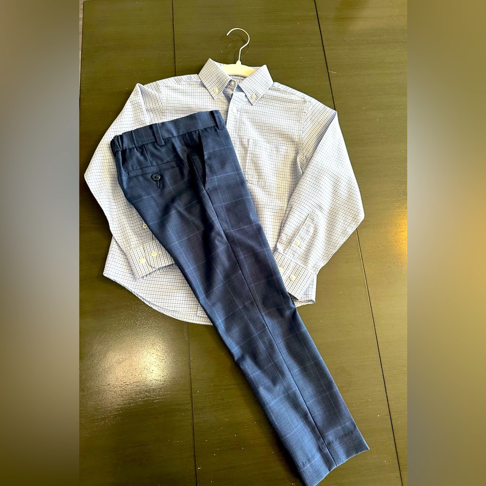 Boys button shirt and pants size 6